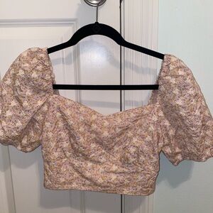 Storia Floral Embroidered Puff Sleeve Crop Top